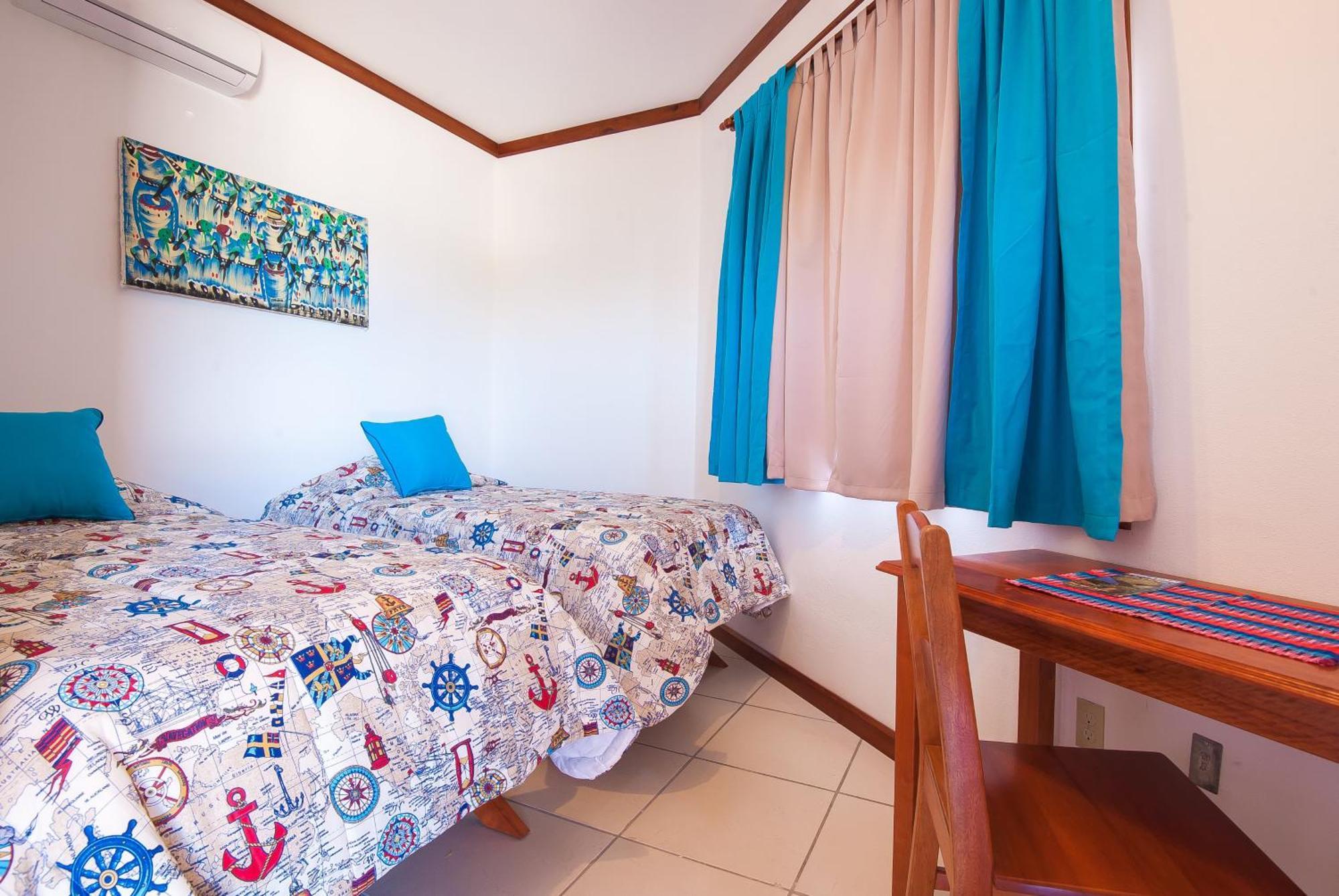 Hotel Los Corales West End Buitenkant foto