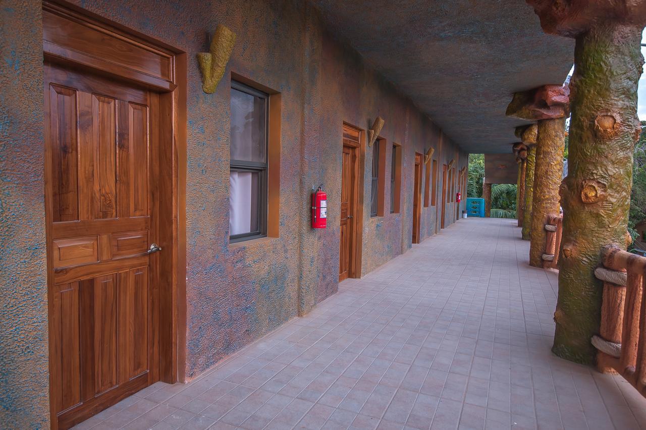 Hotel Los Corales West End Buitenkant foto