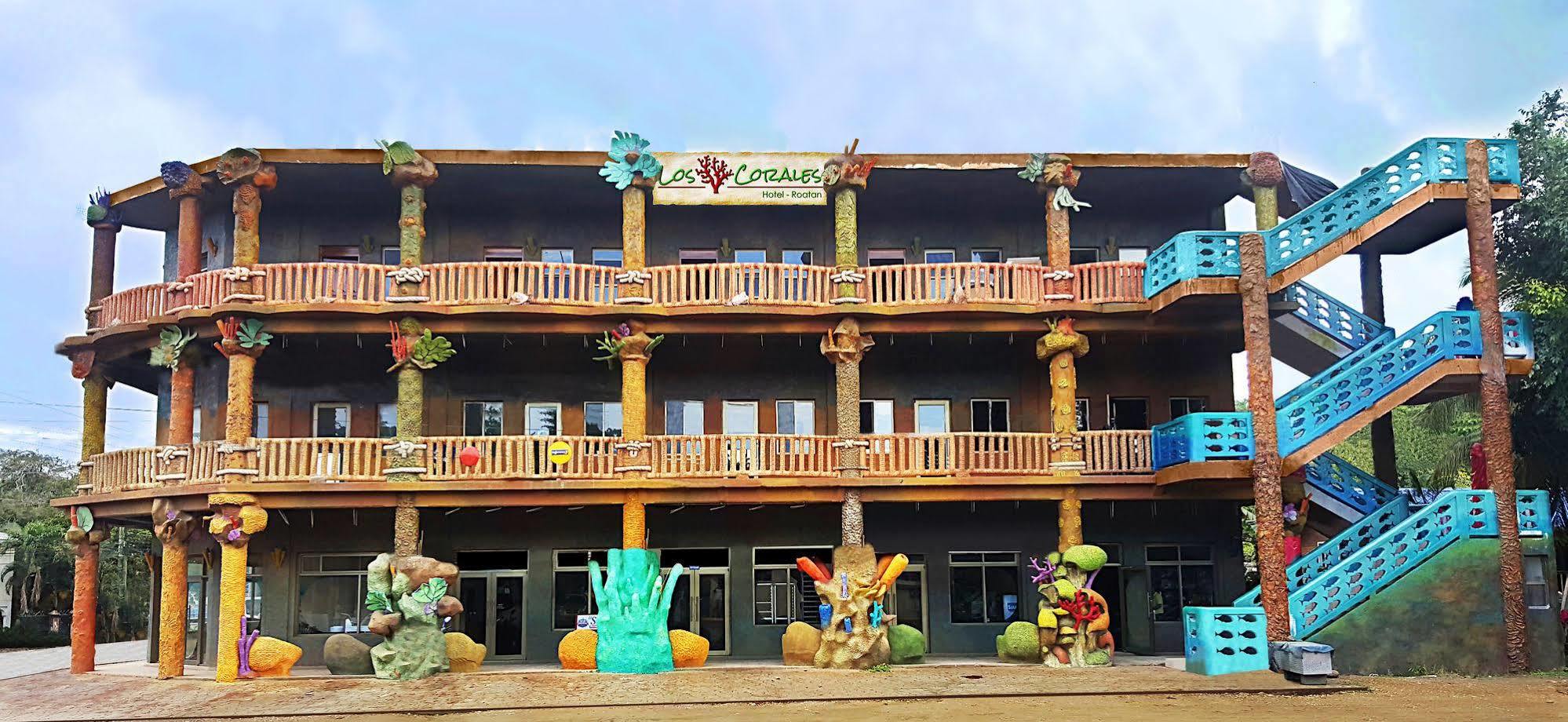 Hotel Los Corales West End Buitenkant foto